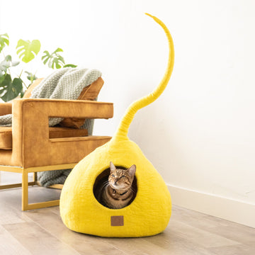 Deluxe Handcrafted Felt Cat Cave With Tail - Spacious & Stylish